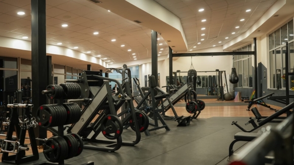 Lakeside gym • ლეიქსაიდ ჯიმ
